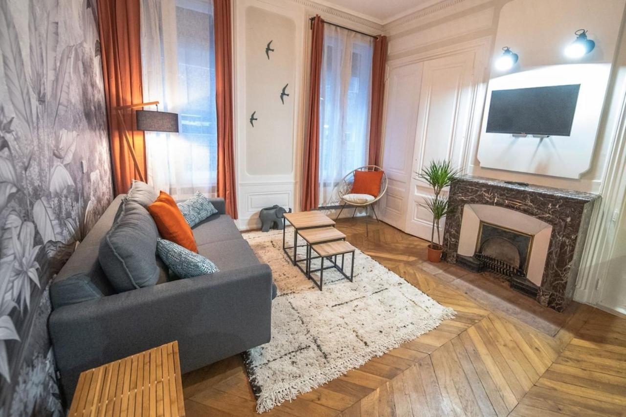 Chez Jean - Beautiful Renovated Studio - Cordeliers リヨン エクステリア 写真